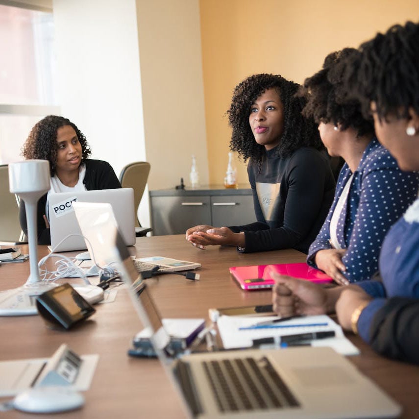 black-business-women-meeting black-business-women-meeting